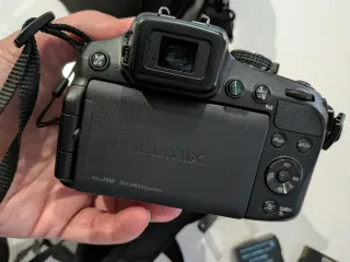 Cámara Panasonic Lumix Negra fz200