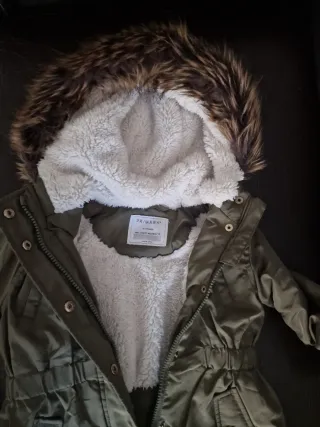 Abrigo parka verde forro polar