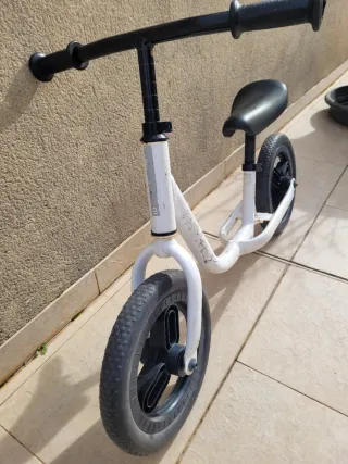 Bici sin pedales Btwin 10 blanca