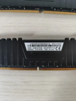 Kit RAM Corsair 32GB DDR4 2x16 3200MHz CL16