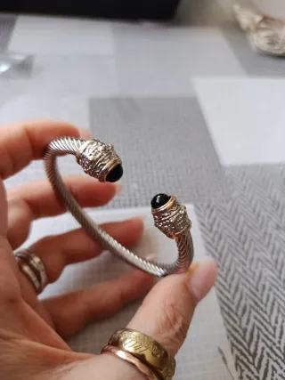 Pulsera Acero Inoxidable con Piedras Negras