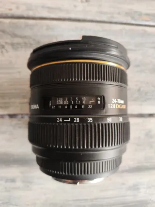 Sigma 24-70mm f/2.8 EX DG HSM