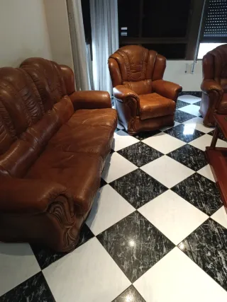 Sofás de piel marrón