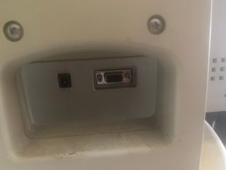 Monitor LG Studioworks 560 LS + Altavoces