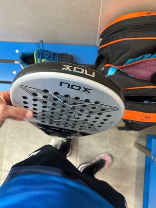 Pala de pádel NOX 18K+