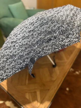 Paraguas plegable pequeño con estampado de gatos