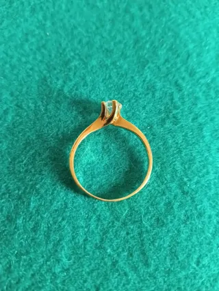 Anillo vintage con circonita