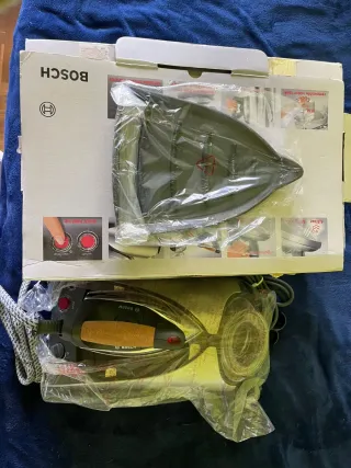 Plancha Bosch a estrenar. Sin utilizar aún.