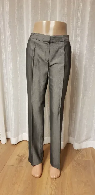 Traje Yera Gris Talla 40