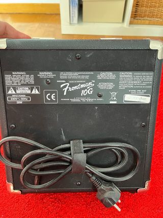 Amplificador Fender Frontman 10G