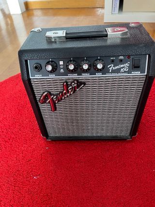 Amplificador Fender Frontman 10G
