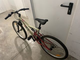 Bicicleta infantil Rockrider 24”