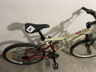 Bicicleta infantil Rockrider 24”