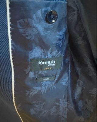 Traje de hombre azul