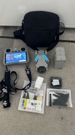 DJI Mini 3 Combo Fly More