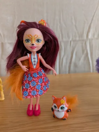 Colección Enchantimals Muñecas y Animales