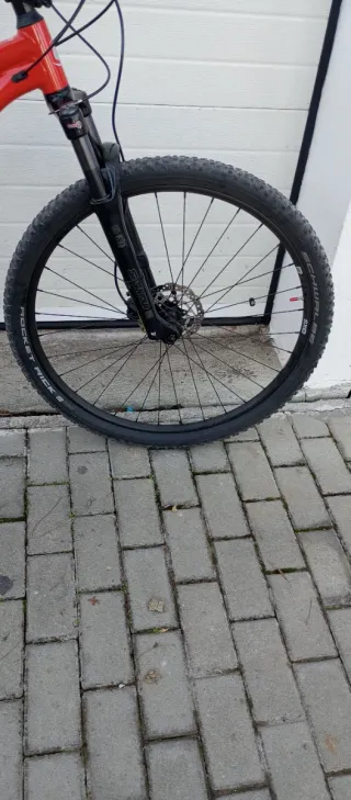 Bicicleta Cannondale Trail 5 praticamente nueva