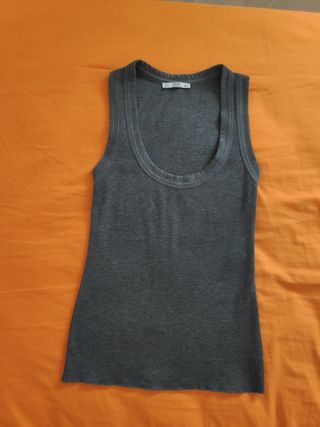 Top de punto Zara gris mujer