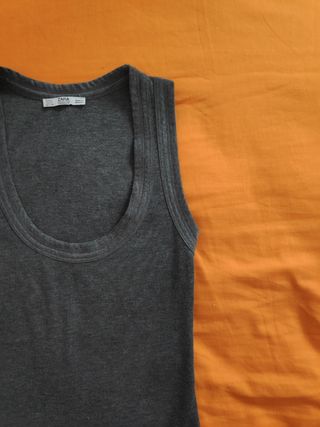 Top de punto Zara gris mujer