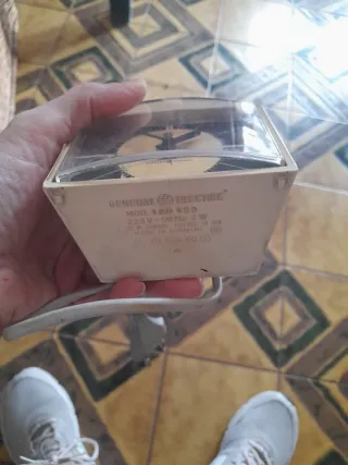 Sveglia vintage General Electric