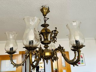 Lámparas  de techo dorada y cristal