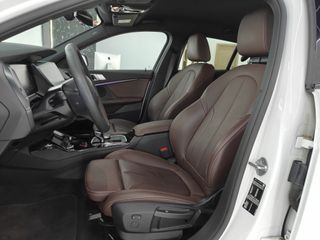 BMW Serie 1 2021 4 cilindros, Pack ///M y solo 40k