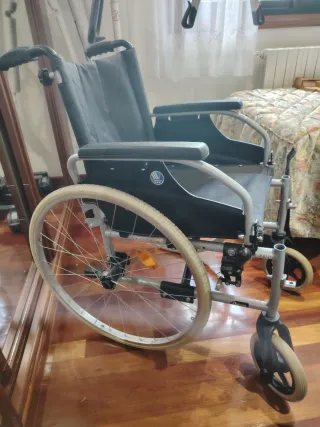 Silla ruedas plegable