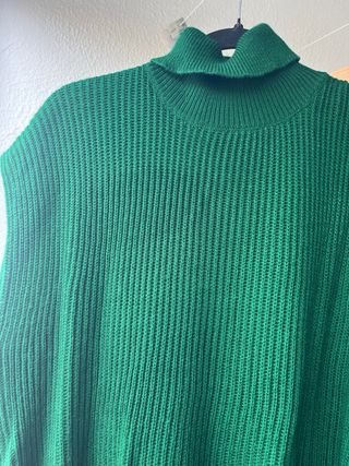 Conjunto lana verde cuello alto talla M