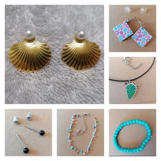 Lotto 3 pezzi a scelta bigiotteria usata a € 4