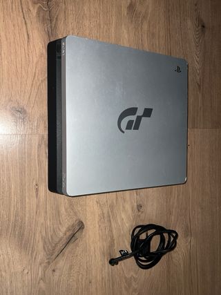 PS4 Slim Plata + Juegos y Mando