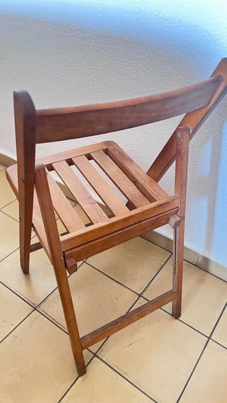 Silla plegable de madera