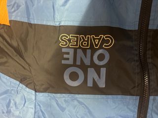 Giubbino ragazzo blu NO ONE CARES