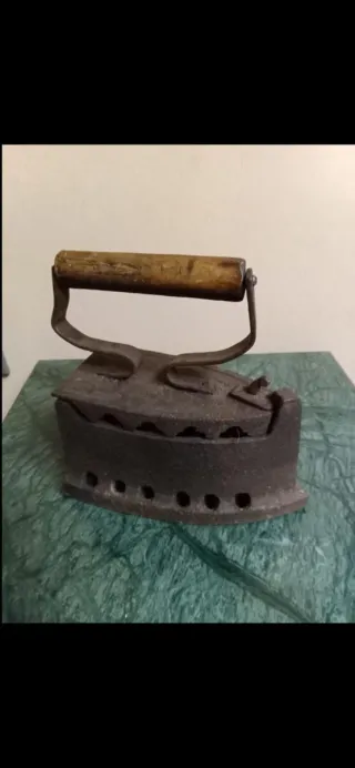 Ferro da stiro vintage