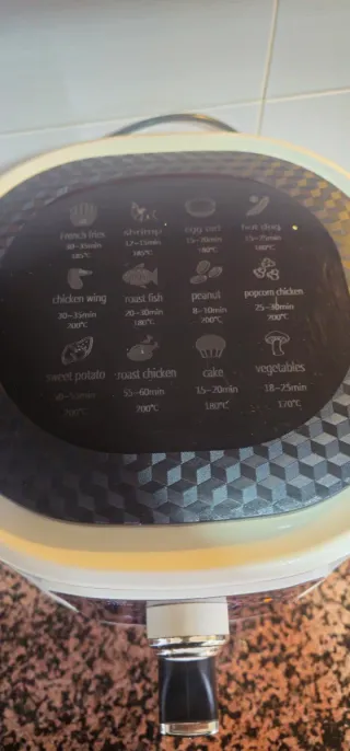 Freidora de aire blanca