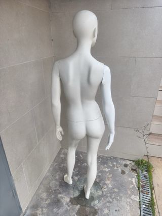 Maniquí mujer blanco