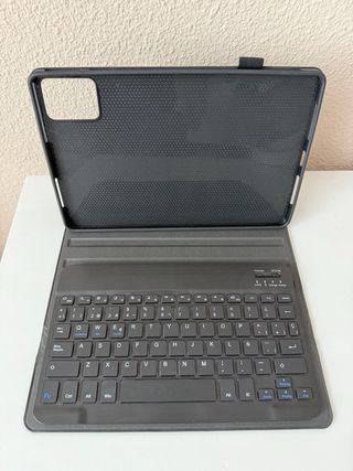 Lenovo Tab M11 con funda y protector