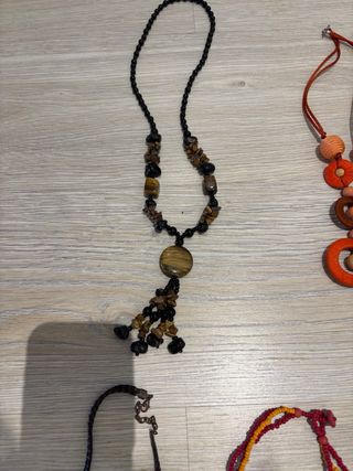 8 Collares Bisutería Mujer.