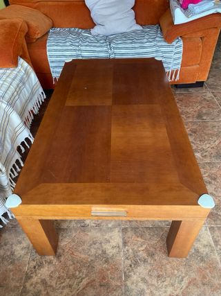 Mesa de centro elevable de madera