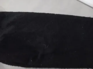 Chaqueta negra con cremallera