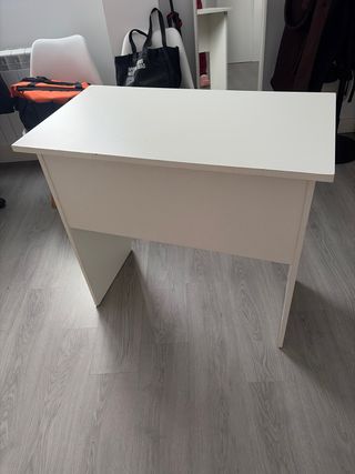 Escritorio blanco IKEA