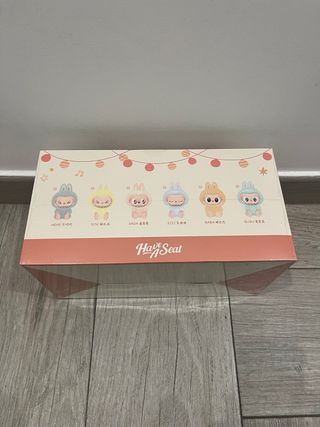 Popmart Labubu Have a Seat Set