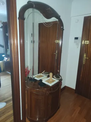 Armario recibidor antiguo