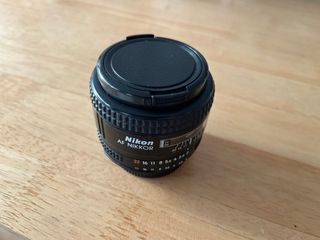 Objetivo Nikon AF Nikkor 35mm F2 D