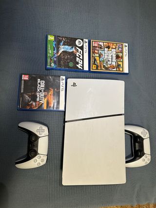 Consola PS5 + 2 Mandos + 3 Juegos