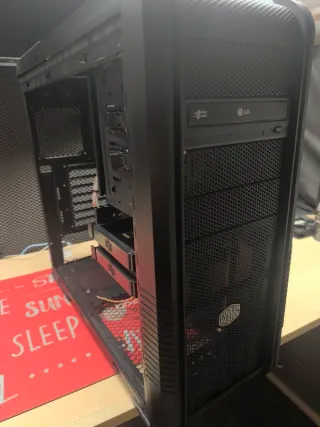 Caja, Torre, Pc, Ordenador Cooler Master VACIA