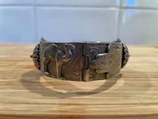 Pulsera Vintage Étnica Camello y Mano de Fátima