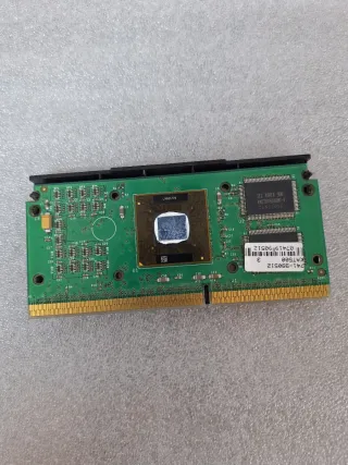 Procesador Intel Pentium III 500/512/100/2.0v Slot