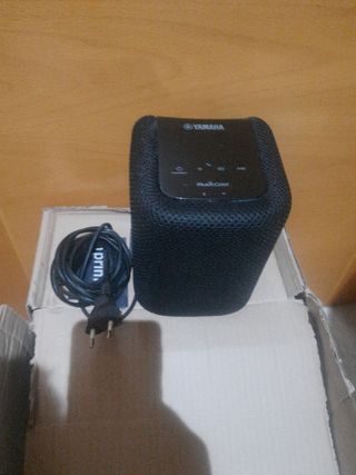 Altavoz yamaha