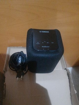 Altavoz yamaha