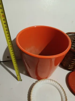 Tiestos cerámica y mimbre varios